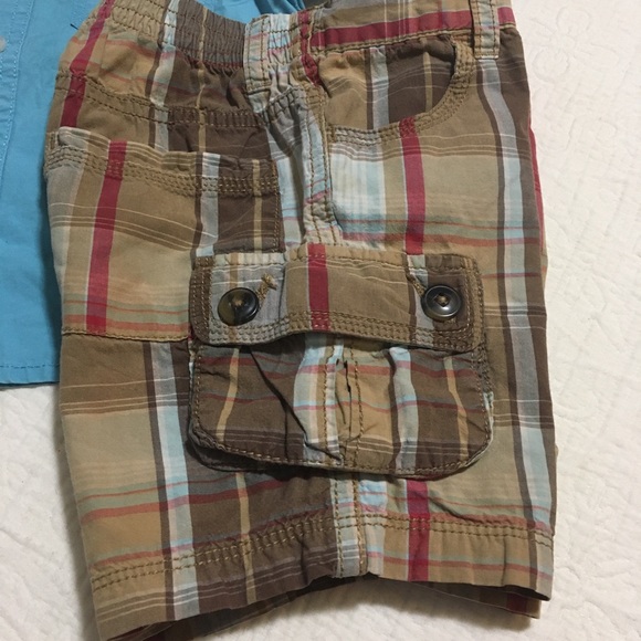 18-24m (4/$20) Cargo Shorts and Teal Button-Down by Joe Fresh - Picture 2 of 13